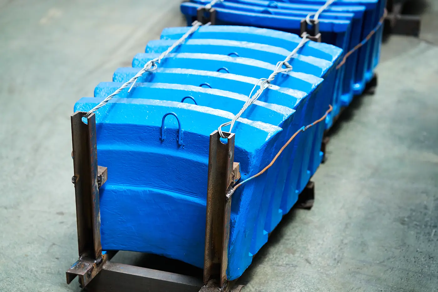 Gyratory Concave Sets